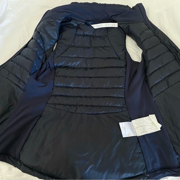 Lululemon Down For A Run Packable Vest II Inkwell Navy 800 Fill Goose Do… - Picture 9 of 16